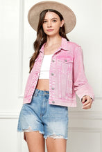 Load image into Gallery viewer, Veveret Button Up Cropped Denim Jacket
