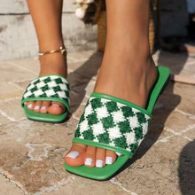 Carregar imagem no visualizador da galeria, Plaid Open Toe Flat Sandals
