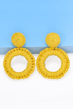 Carregar imagem no visualizador da galeria, Round Shape Raffia Grass Dangle Earrings
