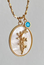 Load image into Gallery viewer, Flower Shell Pendant Copper Necklace
