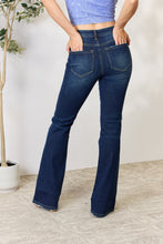 Carregar imagem no visualizador da galeria, Kancan Full Size Slim Bootcut Jeans
