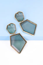 Carregar imagem no visualizador da galeria, Geometrical Shape Zinc Alloy Frame Resin Dangle Earrings
