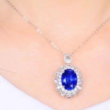 Load image into Gallery viewer, Platinum-Plated Zircon Pendant Necklace
