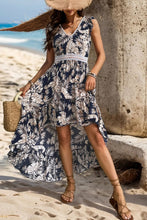 Carregar imagem no visualizador da galeria, High-Low Printed V-Neck Cap Sleeve Midi Dress
