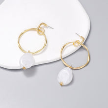 Carregar imagem no visualizador da galeria, Alloy &amp; Rhinestone Hoop Drop Earrings
