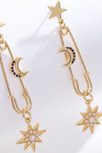 Carregar imagem no visualizador da galeria, Inlaid Pearl Star and Moon Drop Earrings
