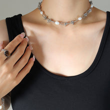 Carregar imagem no visualizador da galeria, Freshwater Pearl Titanium Steel Necklace
