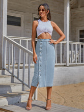 Carregar imagem no visualizador da galeria, Button Down Denim Skirt
