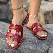 Carregar imagem no visualizador da galeria, Crocodile Pattern Open-Toe PU Leather Sandals
