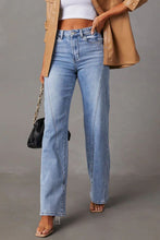 Carregar imagem no visualizador da galeria, High Waist Straight Jeans with Pockets
