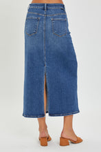 Carregar imagem no visualizador da galeria, RISEN High Rise Back Slit Denim Skirt
