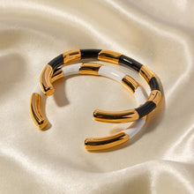 Carregar imagem no visualizador da galeria, 18K Gold-Plated Stainless Steel Bracelet
