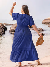 Carregar imagem no visualizador da galeria, Plus Size Lace Detail Tie Neck Short Sleeve Maxi Dress
