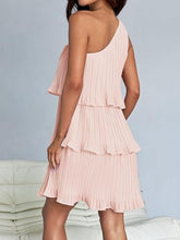 Carregar imagem no visualizador da galeria, Layered Single Shoulder Mini Dress
