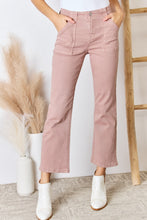 Carregar imagem no visualizador da galeria, RISEN Full Size High Rise Ankle Flare Jeans
