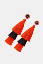 Carregar imagem no visualizador da galeria, Baeds Detail Triple Layered Tassel Earring
