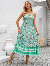 Carregar imagem no visualizador da galeria, Printed Halter Neck Midi Dress
