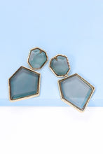 Carregar imagem no visualizador da galeria, Geometrical Shape Zinc Alloy Frame Resin Dangle Earrings
