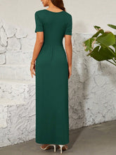 Carregar imagem no visualizador da galeria, Surplice Short Sleeve Maxi Dress
