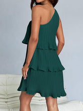 Carregar imagem no visualizador da galeria, Layered Single Shoulder Mini Dress
