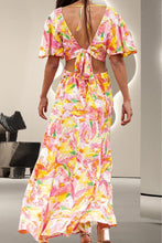 Carregar imagem no visualizador da galeria, Tied Printed V-Neck Short Sleeve Dress
