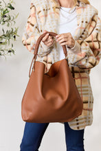 Carregar imagem no visualizador da galeria, SHOMICO Vegan Leather Handbag with Pouch
