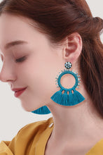 Carregar imagem no visualizador da galeria, Bead Detail Tassel Dangle Earrings
