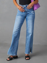 Carregar imagem no visualizador da galeria, Slit Buttoned Jeans with Pockets
