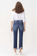 Carregar imagem no visualizador da galeria, Lovervet Jackie Full Size High Rise Crop Straight Leg Jeans
