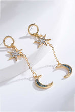 Carregar imagem no visualizador da galeria, Inlaid Rhinestone Star and Moon Drop Earrings
