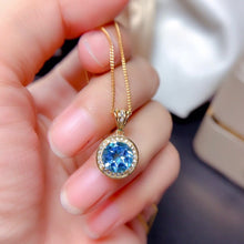 Carregar imagem no visualizador da galeria, 18K Gold-Plated Artificial Gemstone Pendant Necklace
