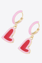 Carregar imagem no visualizador da galeria, Contrast Heart-Shaped Drop Earrings
