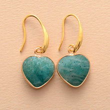 Carregar imagem no visualizador da galeria, Natural Stone Heart Drop Earrings
