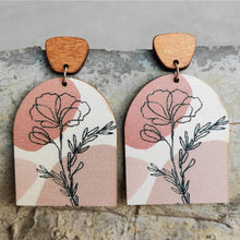 Carregar imagem no visualizador da galeria, Geometrical Shape Wooden Drop Earrings
