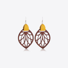 Carregar imagem no visualizador da galeria, Leaf Drop Earrings
