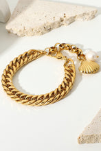 Carregar imagem no visualizador da galeria, 18K Gold-Plated Curb Chain Bracelet
