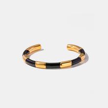 Carregar imagem no visualizador da galeria, 18K Gold-Plated Stainless Steel Bracelet
