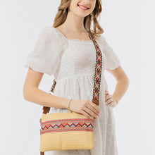 Carregar imagem no visualizador da galeria, Geometric Straw Weave Crossbody Bag
