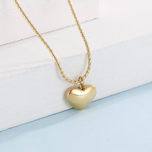 Carregar imagem no visualizador da galeria, Mother-Of-Pearl Heart Pendant Stainless Steel Necklace
