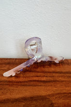 Carregar imagem no visualizador da galeria, Acetate Hair Claw Clip
