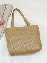 Carregar imagem no visualizador da galeria, Straw Woven Tote Bag
