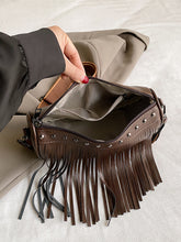 Carregar imagem no visualizador da galeria, PU Leather Fringe Studded Crossbody Bag
