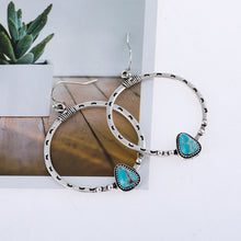 Carregar imagem no visualizador da galeria, Artificial Turquoise Drop Earrings
