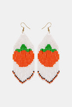 Carregar imagem no visualizador da galeria, Beaded Fringe Dangle Earring
