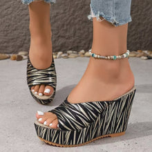 Carregar imagem no visualizador da galeria, Peep Toe Wedge Sandals
