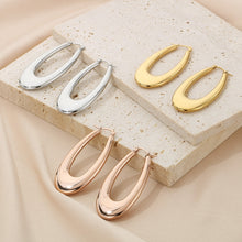 Carregar imagem no visualizador da galeria, Stainless Steel Hinged Hoop Earrings
