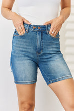 Carregar imagem no visualizador da galeria, Judy Blue Full Size Tummy Control Double Button Bermuda Denim Shorts
