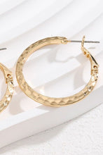 Carregar imagem no visualizador da galeria, Minimalist Copper Hoop Earrings
