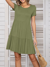 Carregar imagem no visualizador da galeria, Round Neck Short Sleeve Mini Tee Dress
