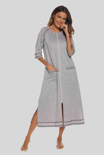 Carregar imagem no visualizador da galeria, Zip Up Slit Round Neck Night Dress with Pockets
